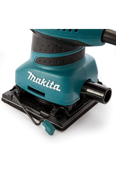 Makita BO4556 Sander Machine for wood, Size 112mm x 102mm, 200W, 14000opm, 1.1kg