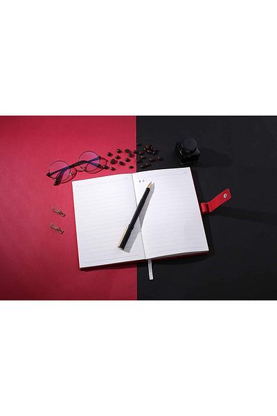 erorex Refillable Writing Journal Faux Leather Hardcover Notebook B5 College Ruled 408 Lined Pages Lay