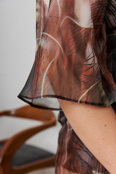 RMG Floral Pattern V-Neck Plus Size Chiffon Blouse Coffee