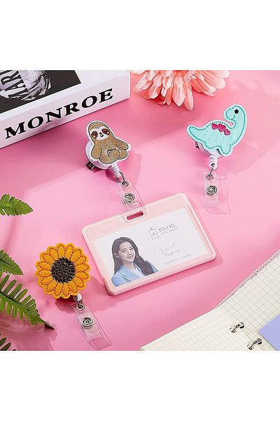 erorex 3 Pcs Felt Nurse Badge Reel Retractable Badge Holder Badge Reel Holder Nursing Name Id Card