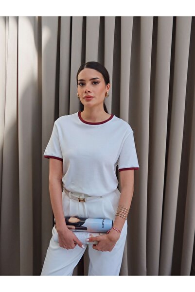 ESRAHELVACI Crew Neck T-Shirt