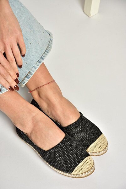 Fox Shoes D280250017 Чорні плетені жіночі туфлі на щодень