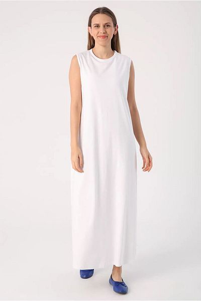 Moda Rosa 24Y16019 - WHITE - COMBED SLEEVELESS DRESS