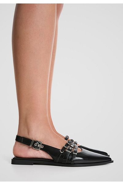 Stradivarius Buckle-Banded Flat Shoes