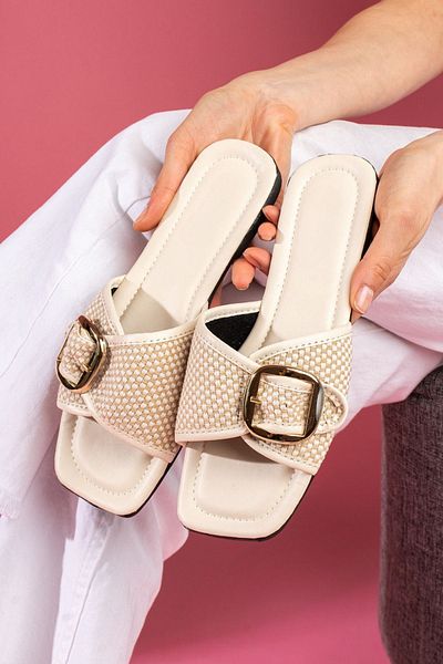 FUGA MODA Παντόφλες Ribas καρό μπεζ ψάθινη ζώνη με χρυσή αγκράφα