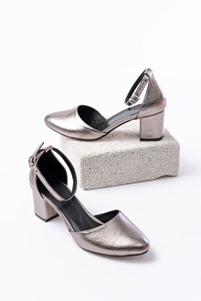 DURUNUN BUTİĞİ Rondon Platin Yuvarlak Burun Topuklu Ayakkabı