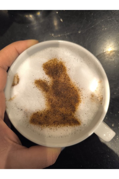 Hediyem Senin İçin RAMAZAN Dua Eden Kadın Figürlü Kahve Kalıbı Salep Üstü Tar...