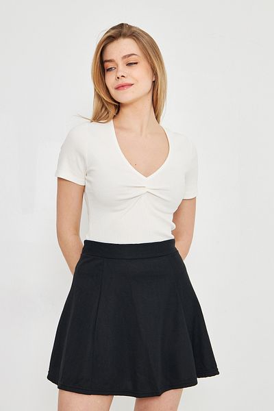 Evelora White Knot Detailed V-Necklycra Ribbed Body
