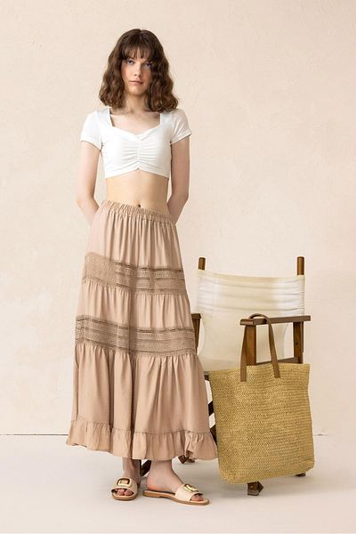Olcay Rock mit Spitzendetail und elastischer Taille – STONE 7061
