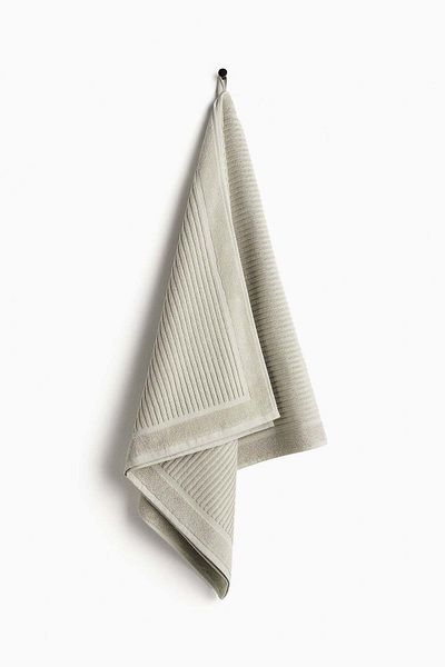 H&M Cotton bath towel