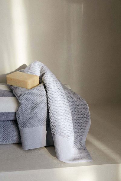 H&M Cotton terry hand towel