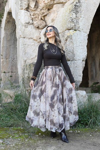 bytugcekaya Φούστα σιφόν με μοτίβο μπατίκ καφέ