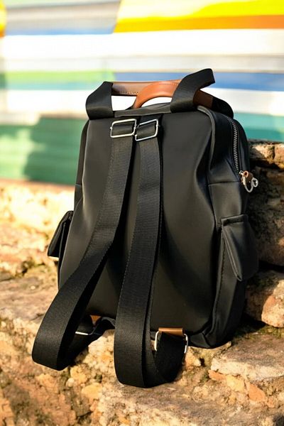 Classbag Multi-Compartment Backpack and Crossbody Backpack
