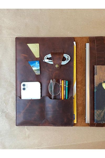ALESTA LEATHER حقيبة كمبيوتر محمول/Macbook مصنوعة يدويًا من الجلد الطبيعي - حافظة ومنظم
