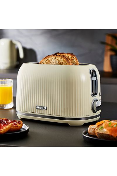 Geepas Fluted Bread Toaster 2 Slice Slot 1000 W|  6 Adjustable Browning Control and Removable Crumb Tray