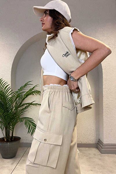 Clothing palette NAKIŞ YAZILI KOLSUZ YELEK