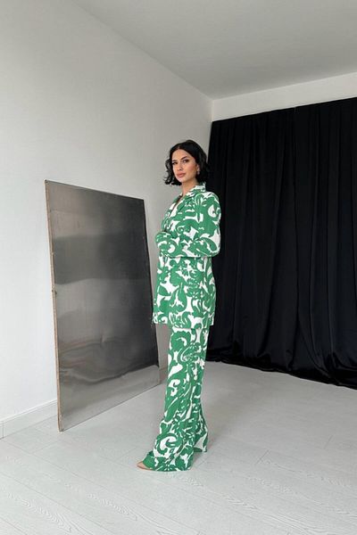 Butik مجموعة سترة وسراويل خضراء من Mottisfashion