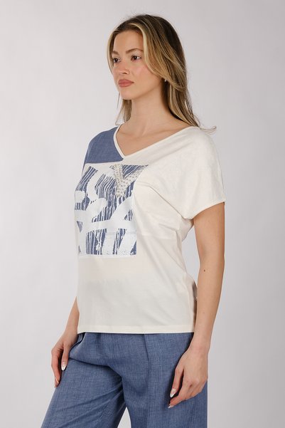 DAIDO Oversized V-Neck Short Sleeve Women's T-Shirt - Minimalist Style