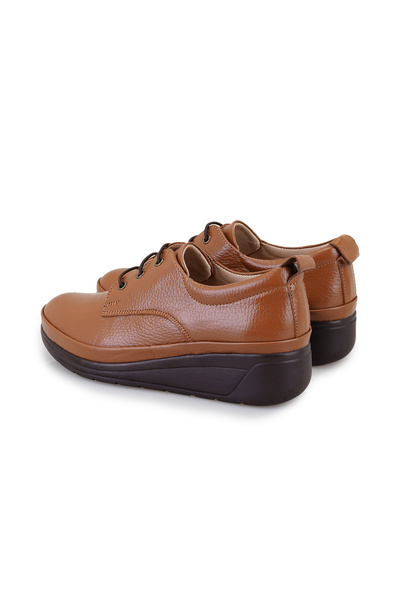 Desa Women's Tan Desacomfort Leather Casual Shoes