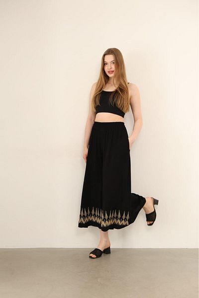 Güler Casual Embroidered Loose Cut Black Trousers