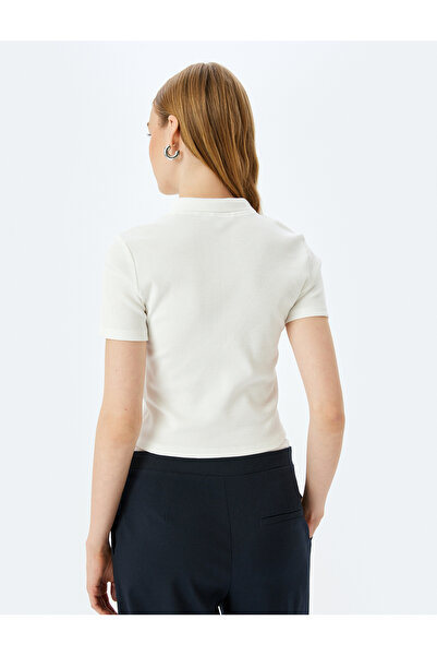 Koton Slim Fit tričko s krátkym rukávom a gombíkom Polo Neck