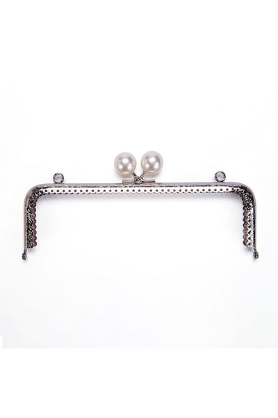 Sultan Rectangular White Beaded Burs 20.5 cm Silver