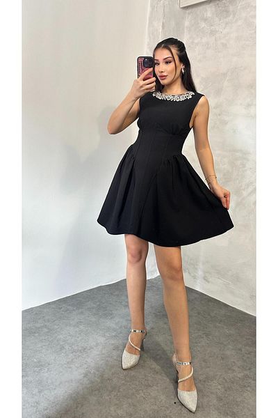 Appleline Stone Pendant Waist Midi Length Casual Dress Black