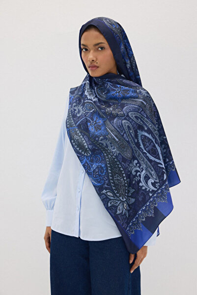 cs camellia scarf Model Perle Vibe - Albastru închis