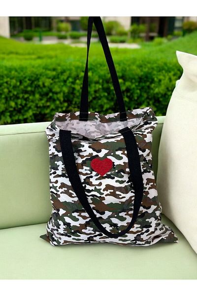 Fancy & Fun Geantă de umăr unisex de camuflaj cu aplicații de inimă 100% bumbac 45x40 cm