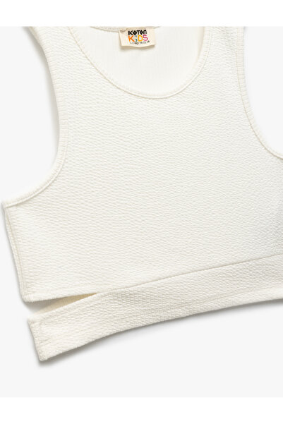 Koton Pencere Detaylı Slim Fit Bürümcük Kolsuz Bisiklet Yaka Crop Atlet