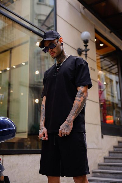 Pobudo Black Color Crew Neck Shorts T-Shirt Set