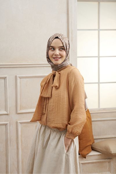 ARMANDA ŞAL SERIA ALİZE CU MODEL PĂTRAT - NEGRU