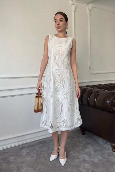 MAGARDE Zero Sleeve Embroidered Dress - Ecru