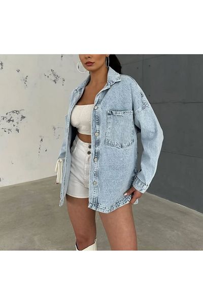 Butik Şans Ледено синьо дънково яке с джобове