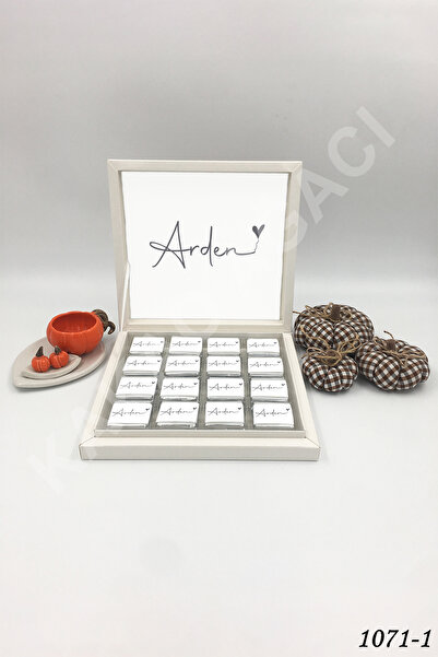 KAKAO AĞACI 48 Adet Karton Kutuda İsme Özel Erkek Bebek Çikolatası