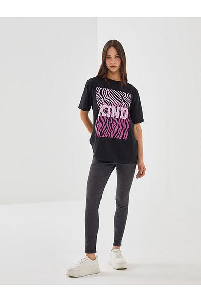 LC Waikiki Tricou de damă oversize cu imprimeu cu decolteu rotund de sezon nou - S5FK98Z8