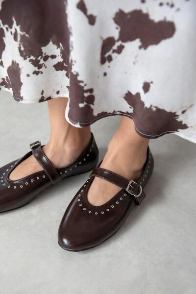 STRASWANS Γυναικεία ABNER Coffee Style Drop Detail Παπούτσια μπαλαρίνας με τσαλακωμένο δέρμα