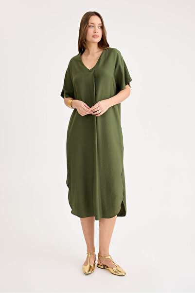 Vitrin V-Neck Short Sleeve Pocket Dress with Side Slits