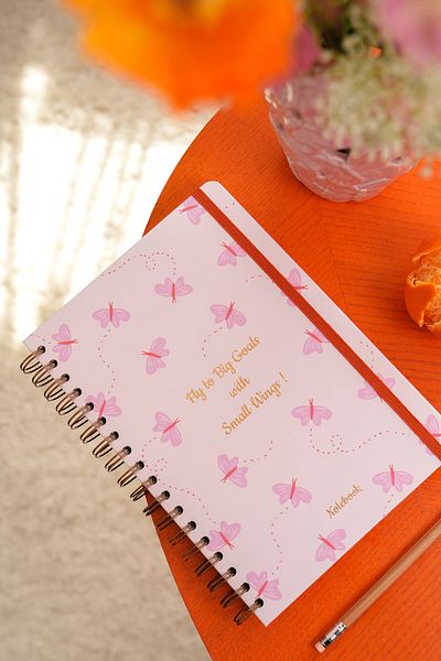 Matt Notebook Notepad with Spirilli 17X24 cm - Undated and Butterflies Motif