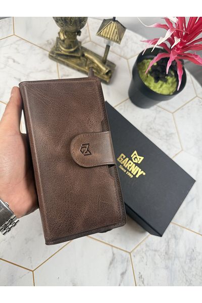 Garniy Tan Wallet with Phone Compartment and Handle, Large Compartment