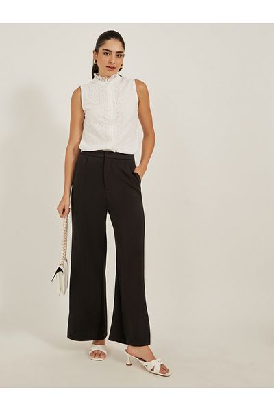 Styli Schiffli Ruffled Neck Sleeveless Top