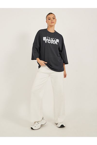 Styli New York Slogan Print Dropped Shoulders Oversized T-Shirt