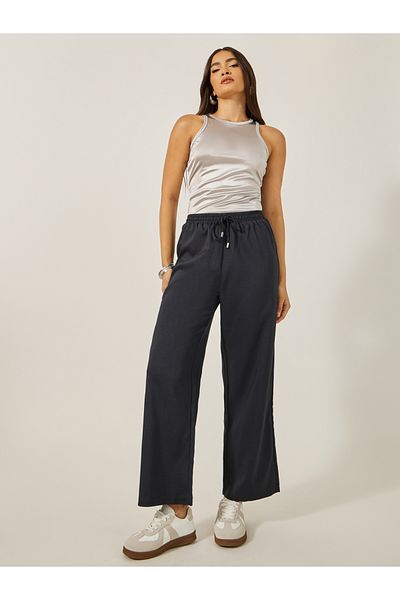 Styli Textured Mid Rise Wide Leg Pants with Drawstring