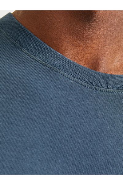 Jack & Jones Solid Crew Neck Regular Fit T-Shirt