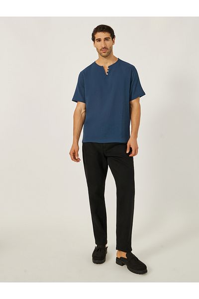 Styli Oversized Plain V Neck T-Shirt