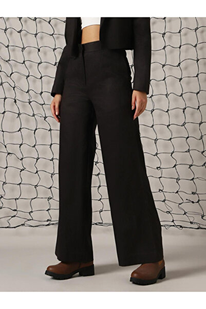Hubberholme By Styli Solid High Rise Trousers with Belt Loops