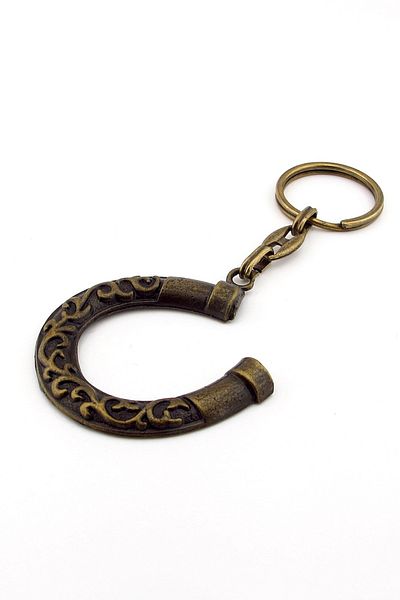 Solfera Horseshoe-Shaped Horse Fortune Luck Ancient Yellow Bronze Metal Keychain Kc238