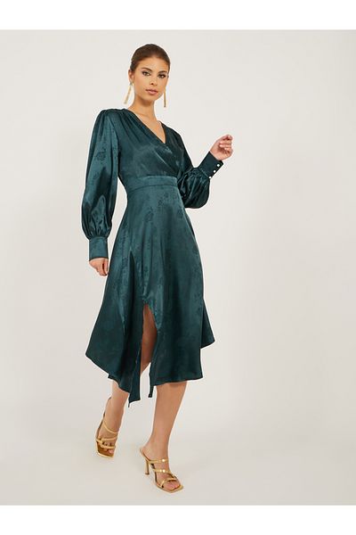 Styli Textured Long Sleeves Pleated A-Line Midi Dress