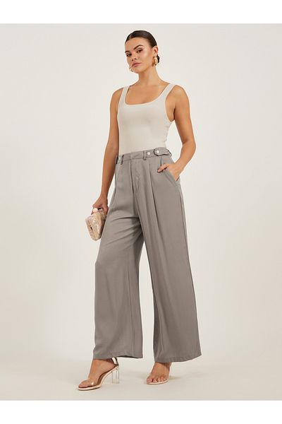 Styli Solid Pleated Wide Leg Pants with Belt Loops