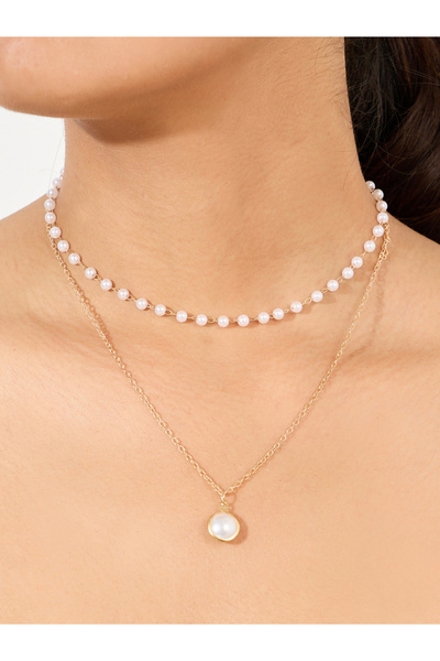 Styli قلادة متعددة الطبقات مزينة باللؤلؤ الصناعي